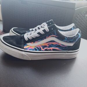 Sz 6.5 Vans for Women or Sz 5 Men
